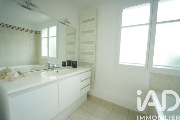 Maison à vendre 7 pièces 182 m² Cesson