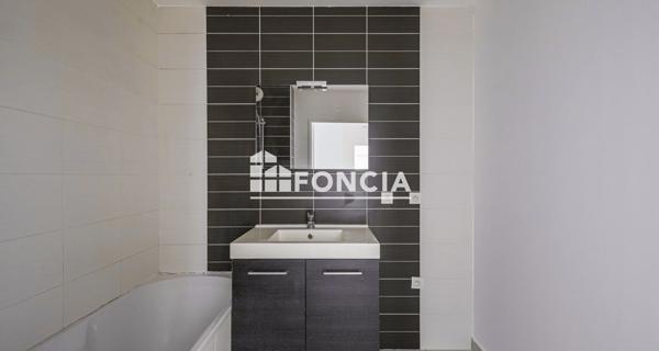 À vendre Appartement 3 pièces 65 m² - Grenoble 38100