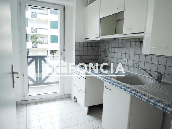Location Appartement 2 pièces 41.5 m² - 69 AVENUE DE BIARRITZ Anglet 64600
