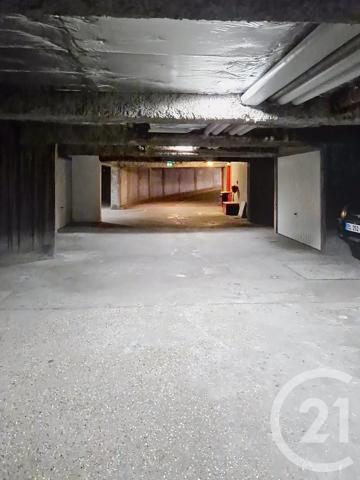 Parking à vendre  15 m 2   ROUEN  - 76