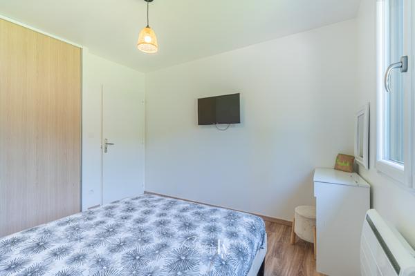Maison
         4 pièces
        - 105 m²