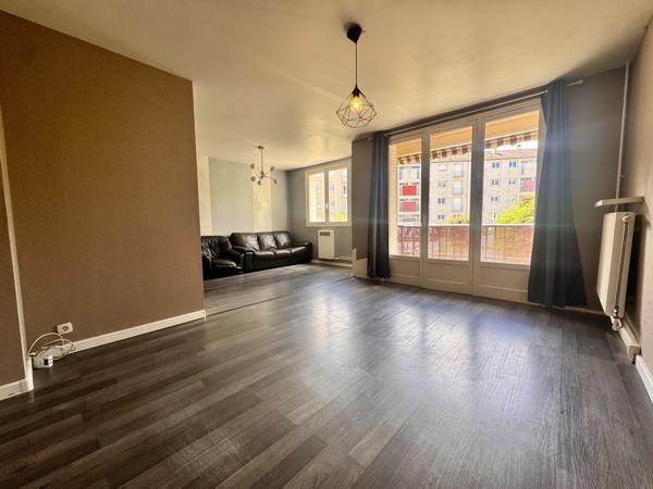 Appartement
         3 pièces
        - 54 m² Exclusivité