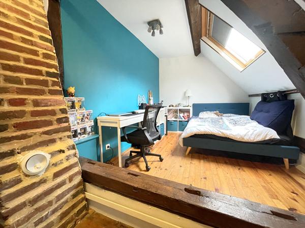 A VENDRE - Maison de charme à 10 min de CHAUMONT EN VEXIN - 4 chambres - 800 m² de terrain avec dépendance