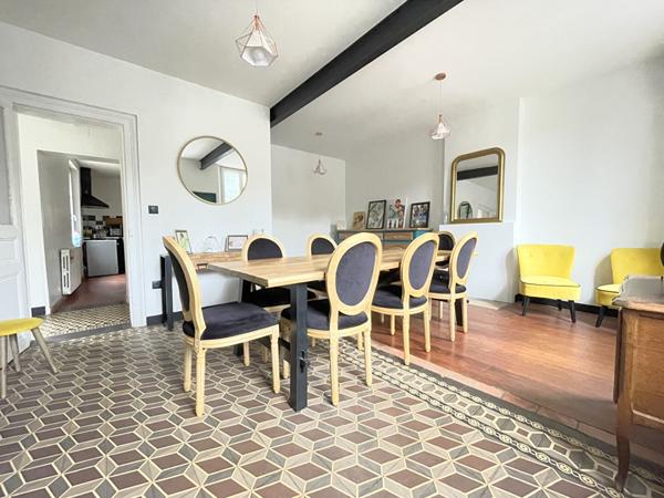 A VENDRE - Maison de charme à 10 min de CHAUMONT EN VEXIN - 4 chambres - 800 m² de terrain avec dépendance