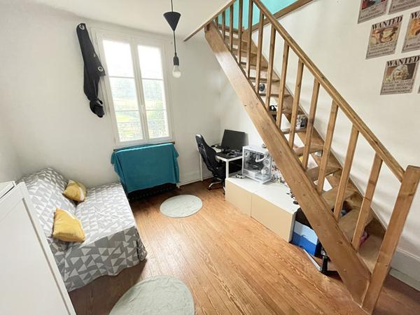 A VENDRE - Maison de charme à 10 min de CHAUMONT EN VEXIN - 4 chambres - 800 m² de terrain avec dépendance
