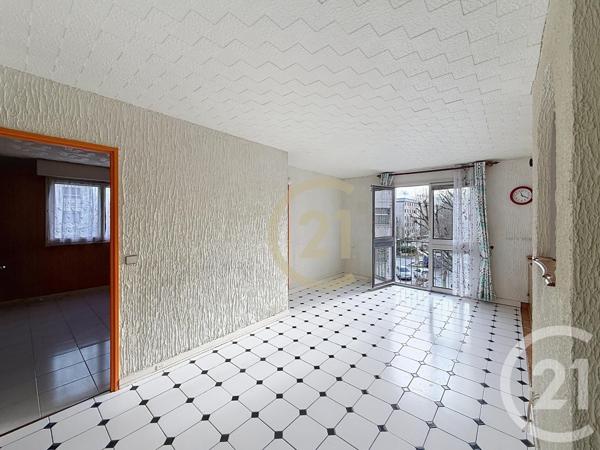 Appartement F3 à vendre  3 pièces - 43,71 m2 GRIGNY - 91