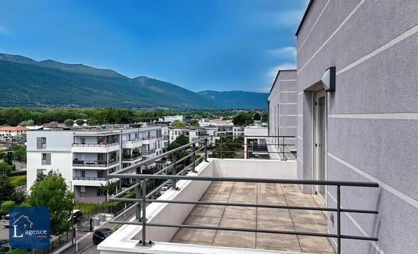 Appartement T2 Dernier Etage Balcon Parking Vue Jura