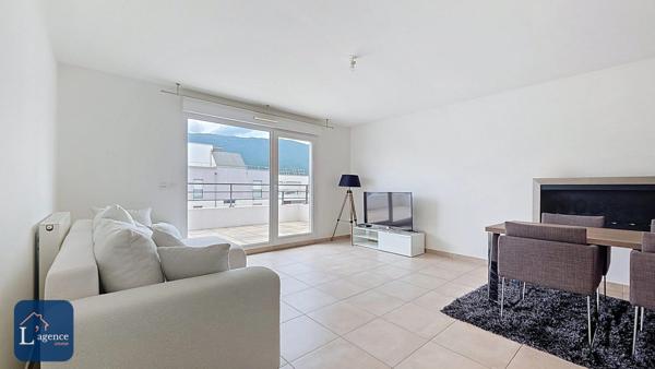 Appartement T2 Dernier Etage Balcon Parking Vue Jura