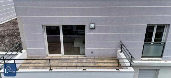 Appartement T2 Dernier Etage Balcon Parking Vue Jura