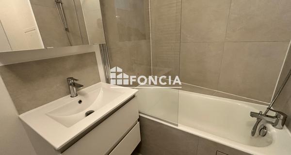 Location Studio 25.23 m² - Vanves 92170