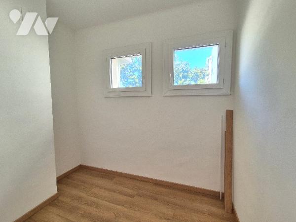 Golfe-Juan – Front de mer
Grand studio avec loggia et stationnement collectif