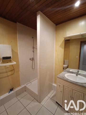 Immeuble à vendre 109 m² Bages