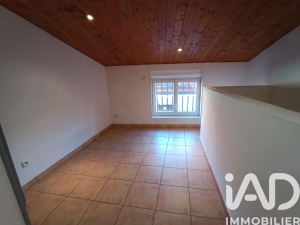 Immeuble à vendre 109 m² Bages