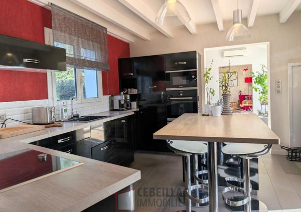 Maison 8 pièce(s) 4 chambre(s) 206 m²