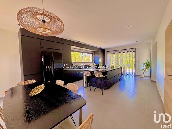 Maison à vendre 6 pièces 314 m² Le Pontet