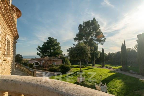 Exceptionnelle demeure vue mer