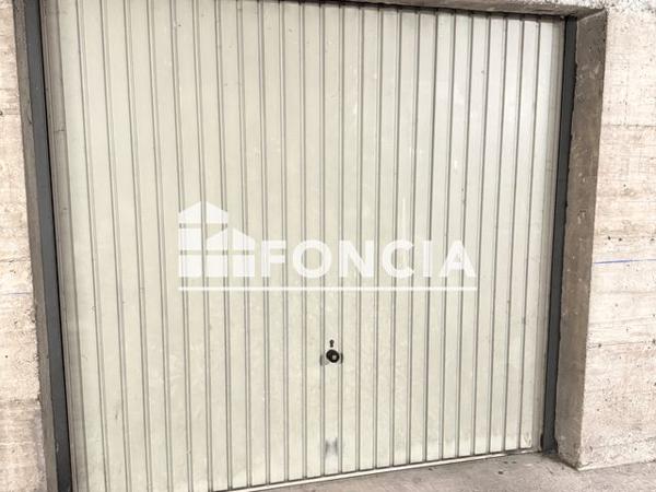 Location Parking - 13 AVENUE LOUIS ARMAND Saint-julien-en-genevois 74160