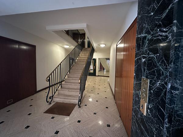 Appartement Neuilly Sur Seine 2 pièce(s) - Hôp. Américain- 60,24 m2 au sol + Cave