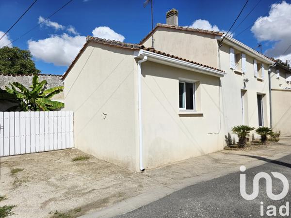 Maison à vendre 6 pièces 82 m² Rouillac