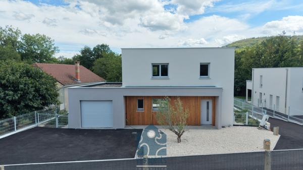 Maison 5 pièce(s) 3 chambre(s) 111.39 m²