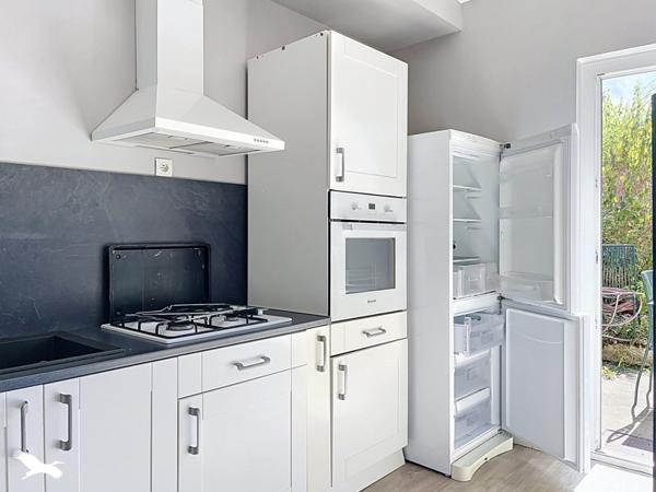 Maison à vendre 234 300 € Libourne 3 p 76 m² DPE C