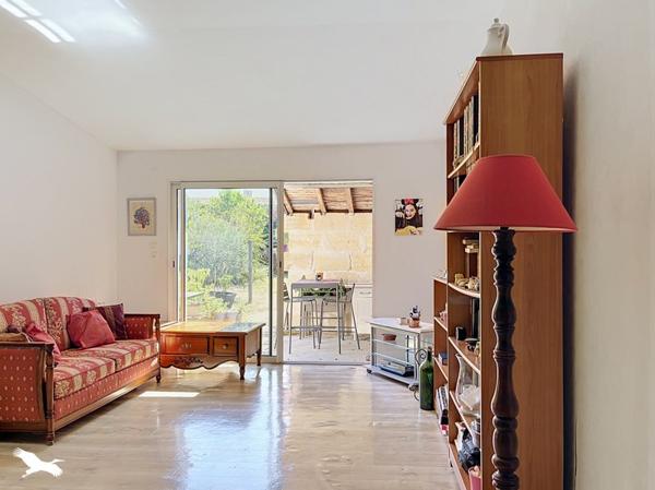Maison à vendre 234 300 € Libourne 3 p 76 m² DPE C