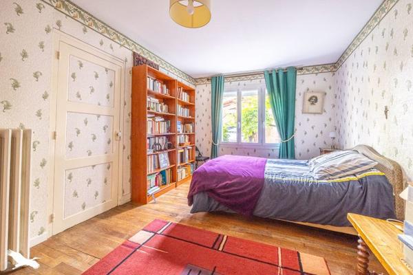 Maison à vendre |  Saint-Maixent-l'École |  7 pièces | 163 m²