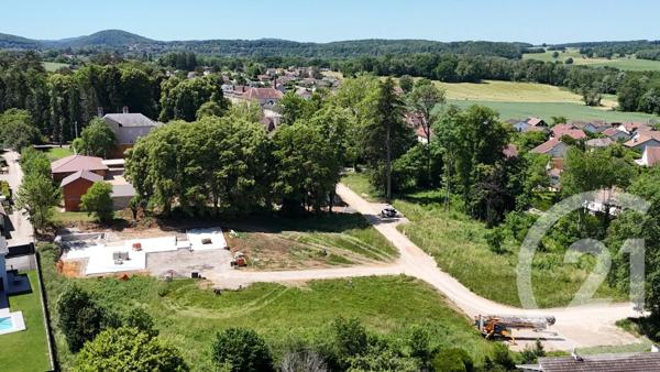 Terrain à vendre  973 m 2   MONTFERRAND LE CHATEAU  - 25