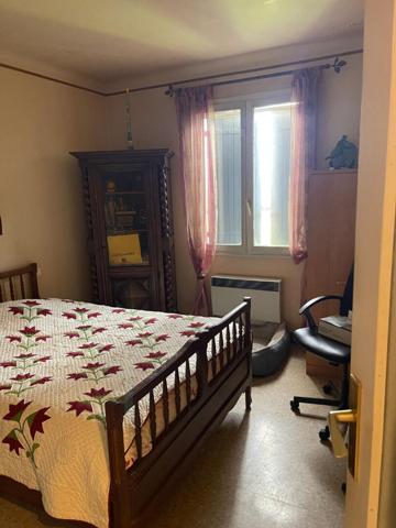 EXCLUSIVITE A CHATEAUNEUF DE GADAGNE ENTRE AVIGNON ET L'ISLE SUR LA SORGUE - MAISON A VENDRE DE PLAIN PIED AVEC PISCINE SUR IMMENSE TERRAIN DE 5200 M²