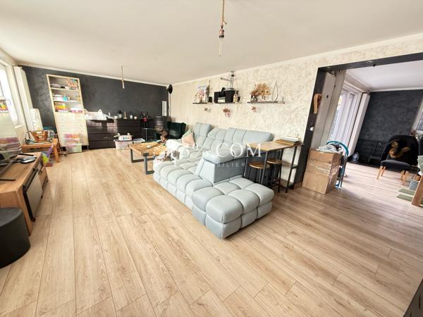 Maison 7 pièce(s) 6 chambre(s) 195 m²