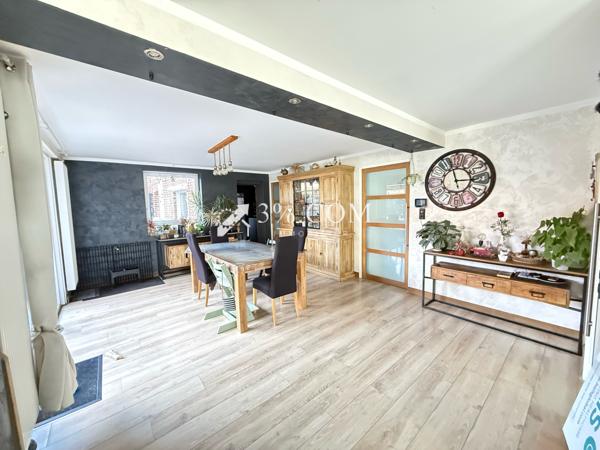 Maison 7 pièce(s) 6 chambre(s) 195 m²