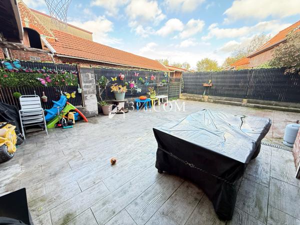 Maison 7 pièce(s) 6 chambre(s) 195 m²