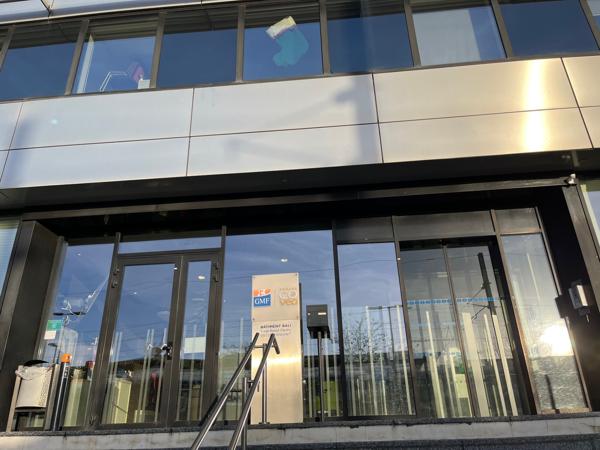 Bureaux à louer à Ermont immeuble récent au pied de la gare et parkings