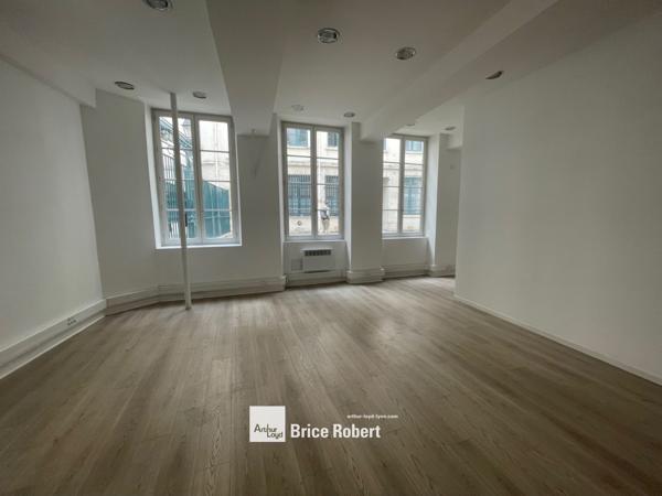 Bureaux à louer à Lyon centre avec climatisation et accès transports