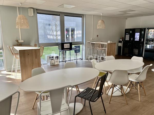 Bureaux à louer avec parkings à Marcq-en-Baroeul dans la zone de la Pilaterie