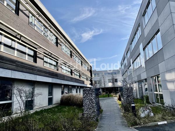 Bureaux à louer avec parkings à Marcq-en-Baroeul dans la zone de la Pilaterie