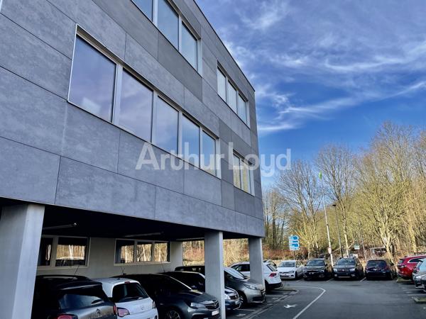 Bureaux à louer avec parkings à Marcq-en-Baroeul dans la zone de la Pilaterie