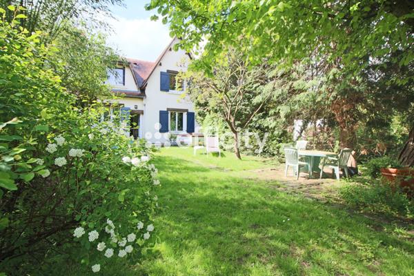 Maison 5 pièces - 165 m² Exclusivité efficity