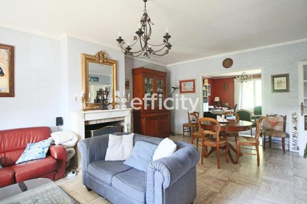 Maison 5 pièces - 165 m² Exclusivité efficity