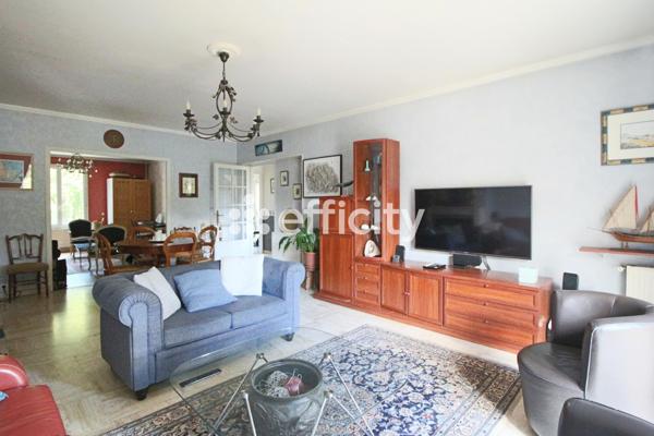 Maison 5 pièces - 165 m² Exclusivité efficity