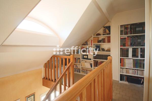 Maison 5 pièces - 165 m² Exclusivité efficity