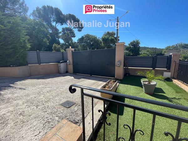 A vendre Maison atypique - Six Fours Les Plages 6P de 156.35 m2 avec garage et piscine