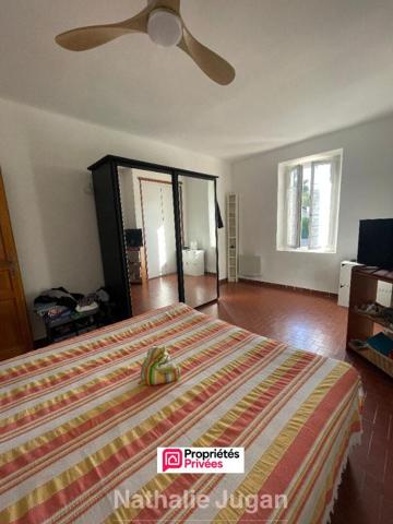 A vendre Maison atypique - Six Fours Les Plages 6P de 156.35 m2 avec garage et piscine