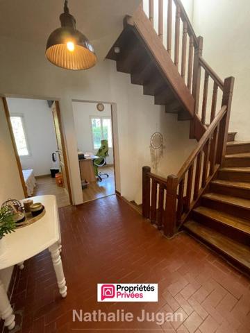 A vendre Maison atypique - Six Fours Les Plages 6P de 156.35 m2 avec garage et piscine
