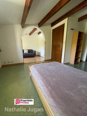 A vendre Maison atypique - Six Fours Les Plages 6P de 156.35 m2 avec garage et piscine