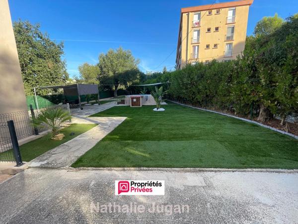 A vendre Maison atypique - Six Fours Les Plages 6P de 156.35 m2 avec garage et piscine