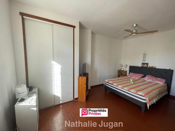 A vendre Maison atypique - Six Fours Les Plages 6P de 156.35 m2 avec garage et piscine