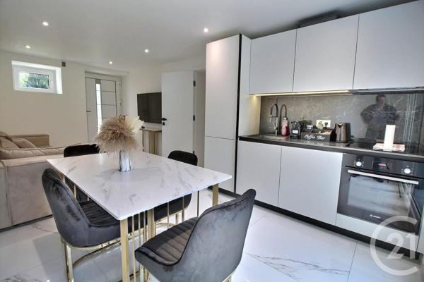 Maison à vendre  6 pièces - 128,80 m2 SCIEZ - 74