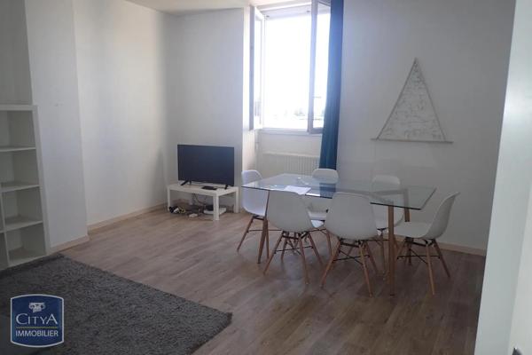Appartement à louer 2 pièces 48.26m² Angers (49000)