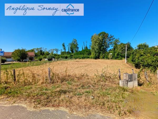 Terrain à vendre de 2 221 m² BLETTERANS (39)